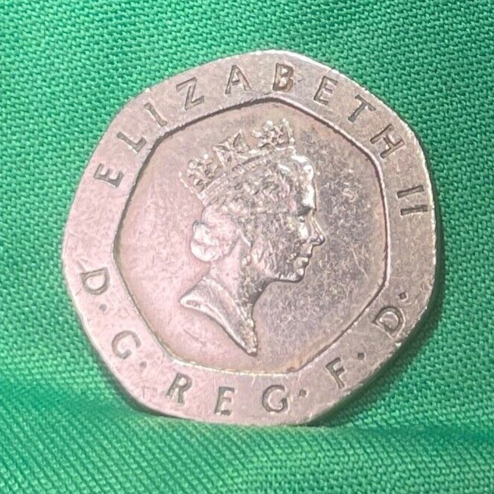 1989 United Kingdom Queen Elizabeth II.Kim 20 Pence Coin